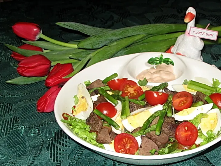 Салат из спаржи с гусиной печенкой: шаг 3