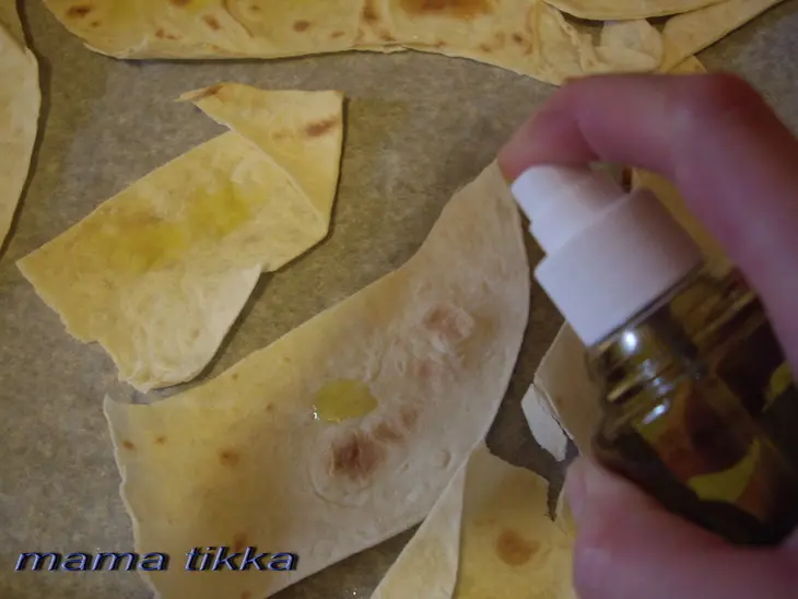 Чипсы из лаваша: шаг 2