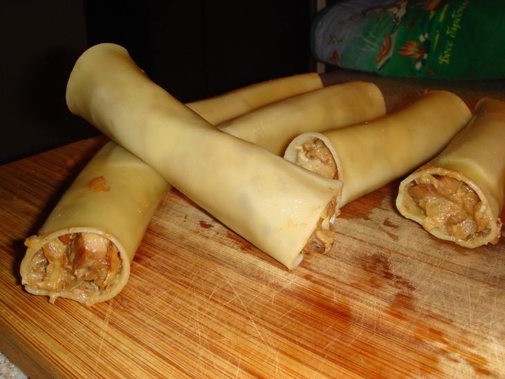 Каннеллони, фаршированные грибами с сыром в сливочно-шпинатном соусе: шаг 11
