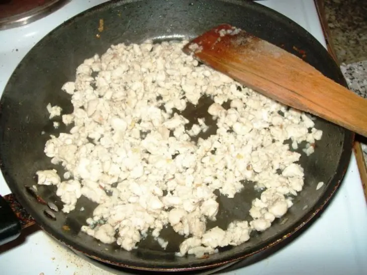 Фаршированные куриные крылья: шаг 2