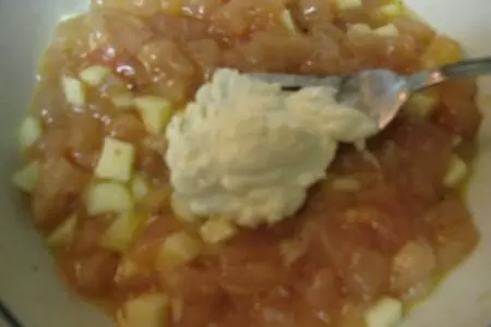 Нежные,куриные котлетки с сыром: шаг 1