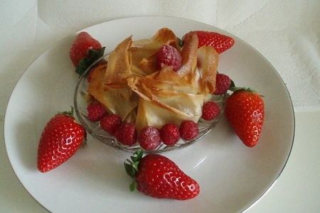 Фило-розы с фруктами, орехами и имбирем для взрослых и для детей: шаг 7