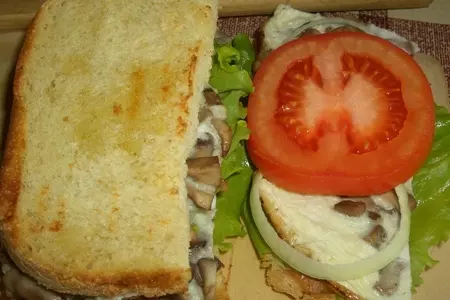 Время есть! есть сэндвичи: с курицей ,солеными огурцом и с грибным омлетом. (дуэль): шаг 12