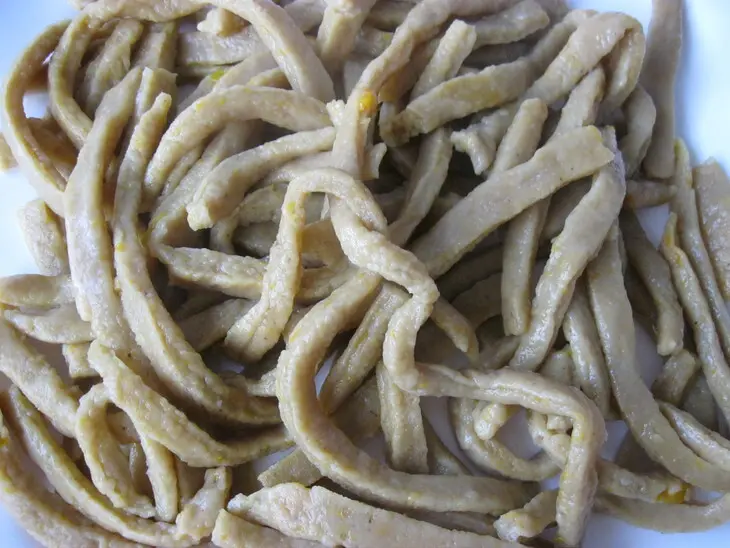 Pizzoccheri, или паста из гречневой муки: шаг 7