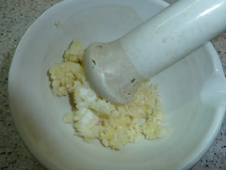 Шиш - таук ( шашлычки из куриной грудки по-ливански): шаг 2
