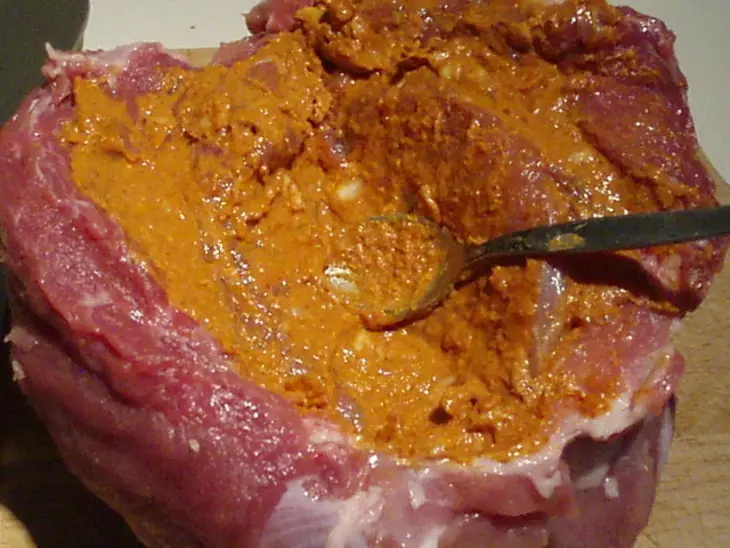 Фрикандо с сыром и солёным огурцом: шаг 4