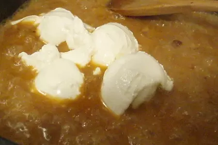 Фрикандо с сыром и солёным огурцом: шаг 13