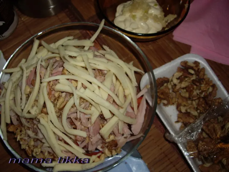 Салат с копчёной курицей: шаг 3