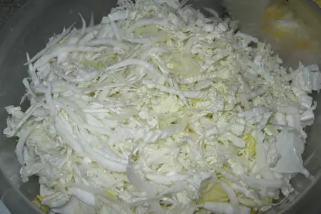 Салат с кальмарами и авокадо: шаг 1