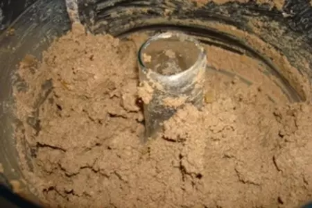 Печеночный паштет с сыром, орехами и "пьяным" черносливом: шаг 3