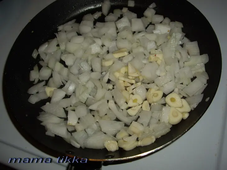 Каннеллони с индейкой, двойными  соусом и сыром: шаг 2