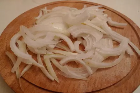 Салат с куриной печенью "забальзамированный": шаг 1
