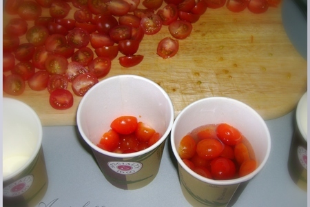 Салат из помидоров,базилика и козьего сыра: шаг 3