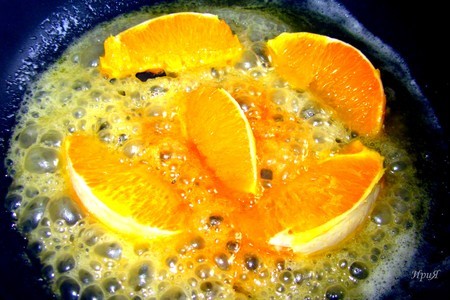 Огненные блинчики с бананами в апельсиново-коньячном соусе: шаг 6