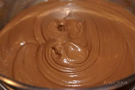 Шоколадный торт с черносливом: шаг 6