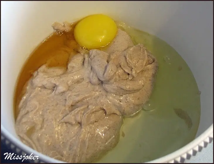 Пряные блинчики с сырно-шоколадным фондю: шаг 3