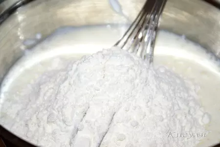 Лимонно-маковые оладьи с малиновым соусом: шаг 5