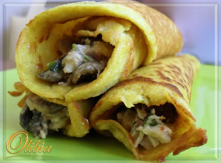 Блинчики с куркумой (с начинкой из курицы и грибов под сырным соусом): шаг 6