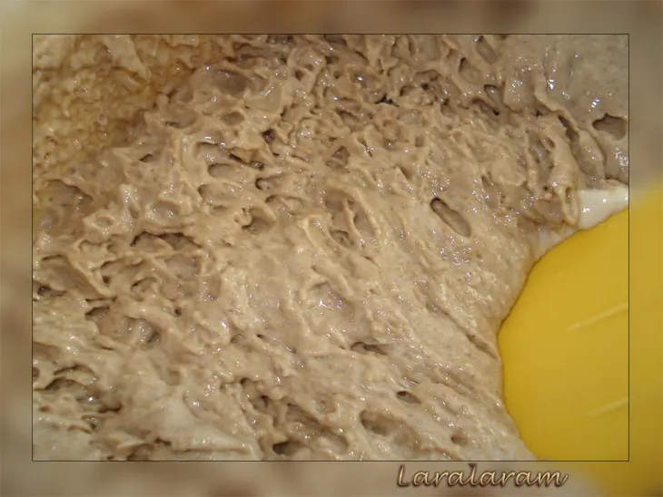 Хлеб с дымком, а также с опарой, закваской и ветчиной: шаг 1