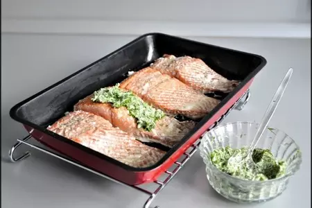 Красная рыба с укропным маслом и апельсиновым фенхелем.: шаг 5