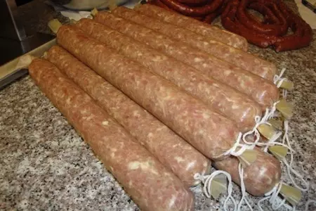 Колбаса молочная: шаг 3