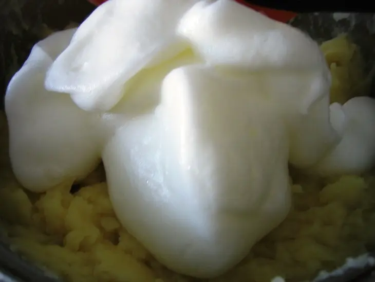 Пирог картофельный с грибами: шаг 2