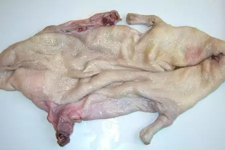 Утка, фаршированная грибами и мясом.: шаг 3