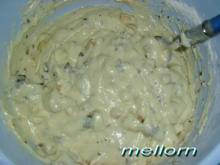 Пирог с яблоками, орехами и шоколадом: шаг 4