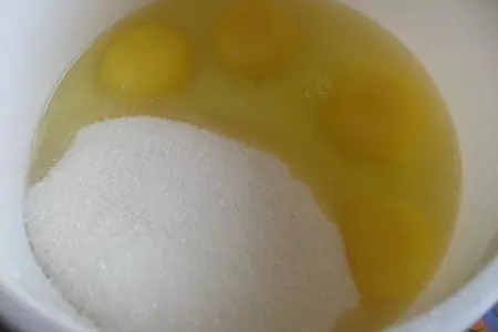 Свекольный торт с сырной глазурью.: шаг 4
