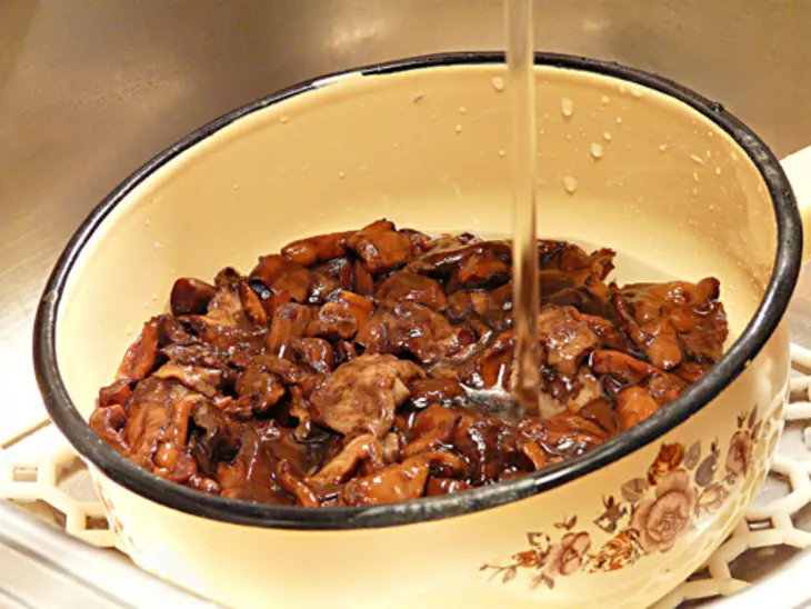 Псковский пирог с грибами (постный): шаг 5