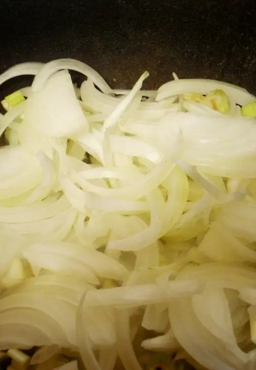 Мясо с имбирём и грибами: шаг 8