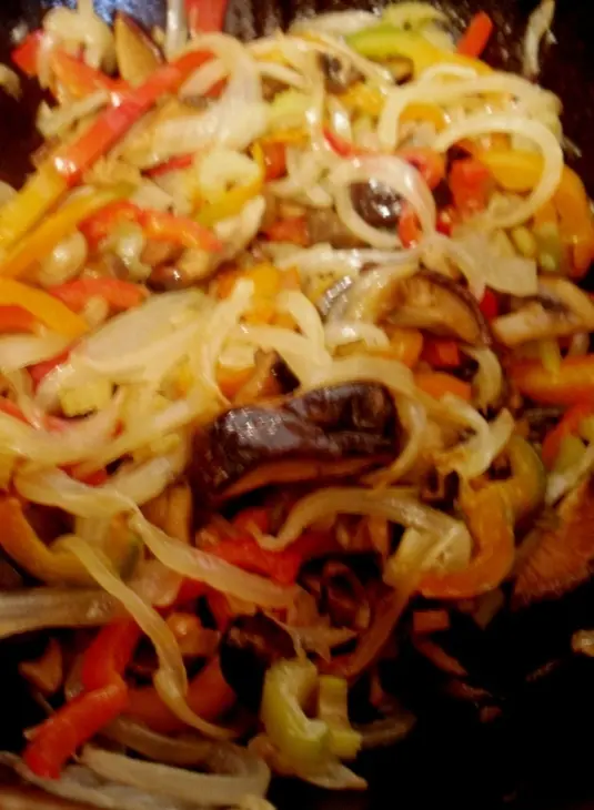 Мясо с имбирём и грибами: шаг 9