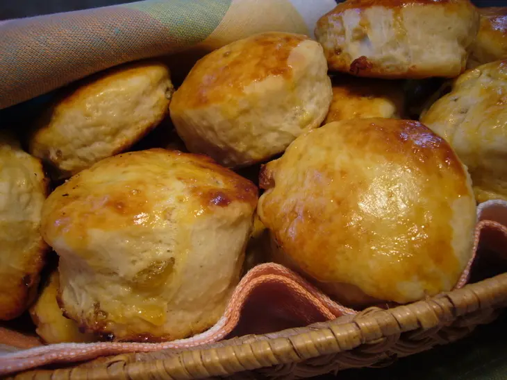 Скоунз - английские булочки с изюмом.: шаг 3