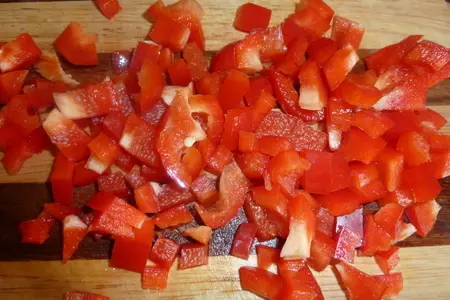 Баклажаны фаршированные овощами, зепеченные под крышей моцареллы: шаг 7
