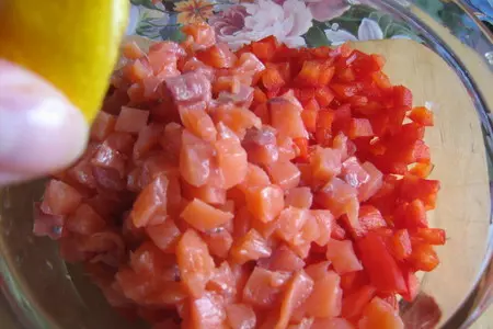 Verrines с сёмгой ,сырным кремом и кремом из авокадо.(дуэль): шаг 2