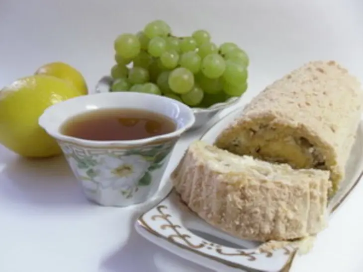 Ванильный  рулет с бананово-сливочной начинкой: шаг 13