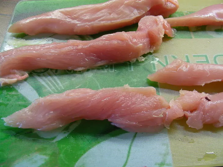 Мясной рулет в тесте: шаг 3