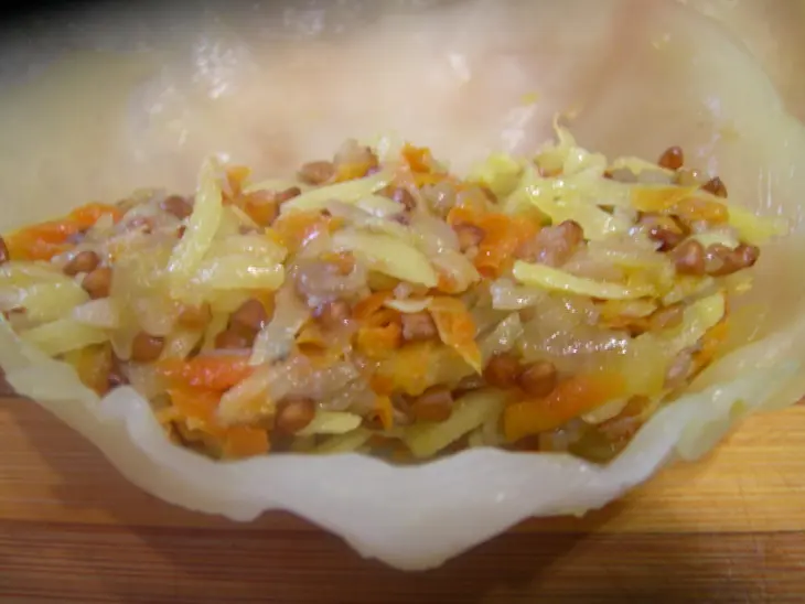 Постные голубцы с гречкой, грибами и картофелем.: шаг 3