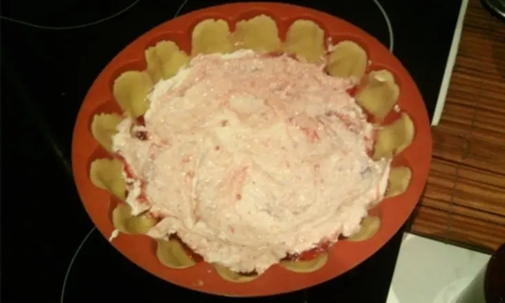 Творожный пирог с бананом и клубничным джемом: шаг 5