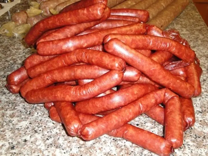 Копчёные свиные колбаски: шаг 4