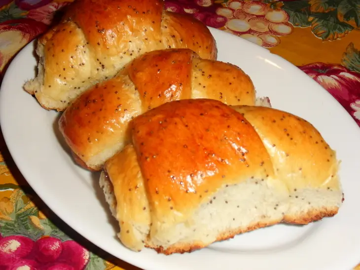 Маковые рогалики с джемом: шаг 4