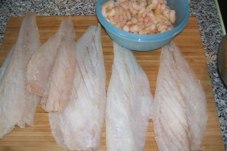 Рыбные роллы с креветками в соусе: шаг 1