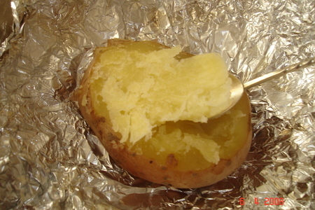 Картошечка в фольге с сыром: шаг 2