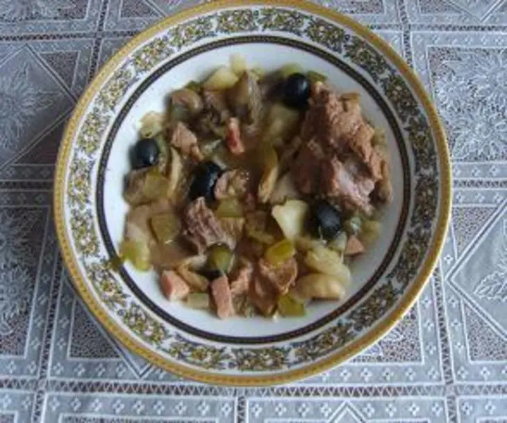 Солянка грибная сборная: шаг 1