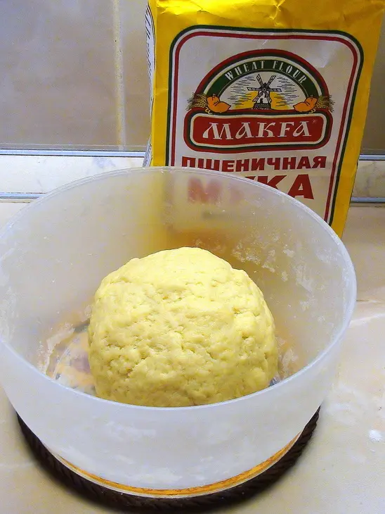 Почки тушёные,  в песочном тесте. пирог с почками.: шаг 3