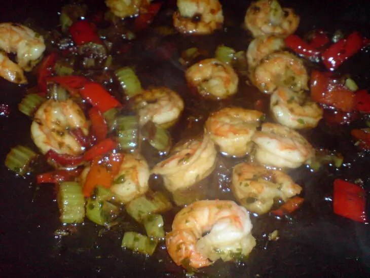 Салат из рисовой лапши,креветок и рукколы: шаг 4