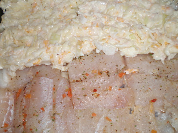 Филе хека под сырно-овощной шубой: шаг 6