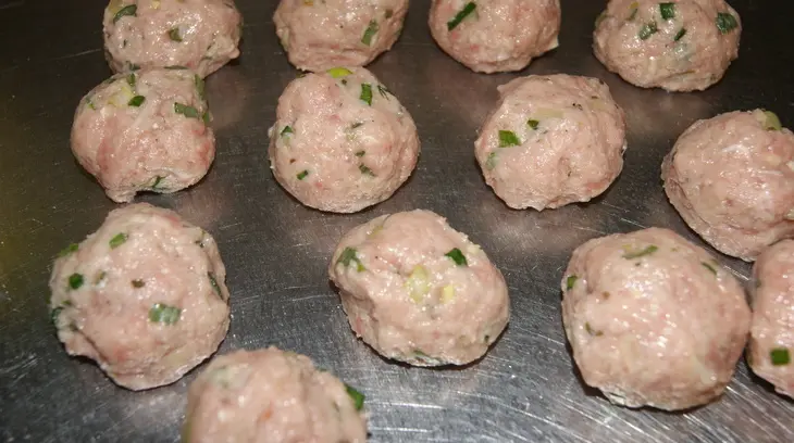 Кефтедес и спанокоризо или как вкусно поднять гемоглобин): шаг 1