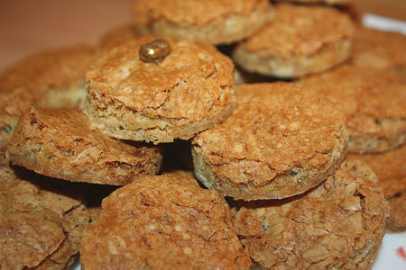 Печенье на «коричневом» масле с орешками и ириской: шаг 9