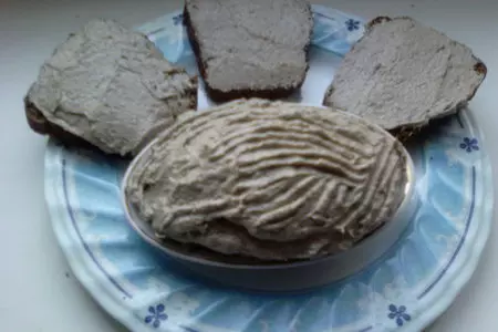Ароматное масло из балтийской пряной кильки.: шаг 3